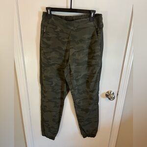 Athleta Brooklyn Textured Lined jogger